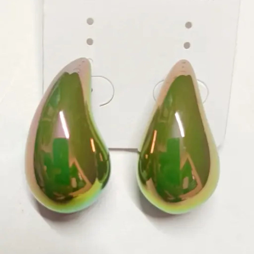 Korean Green Waterdrop Earrings – Elegant Drop Design